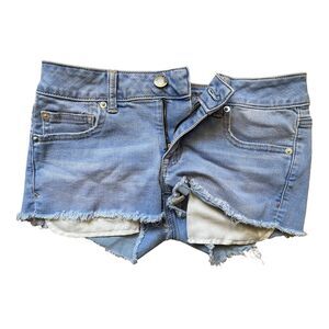 American eagle light wash denim size 4 shorts